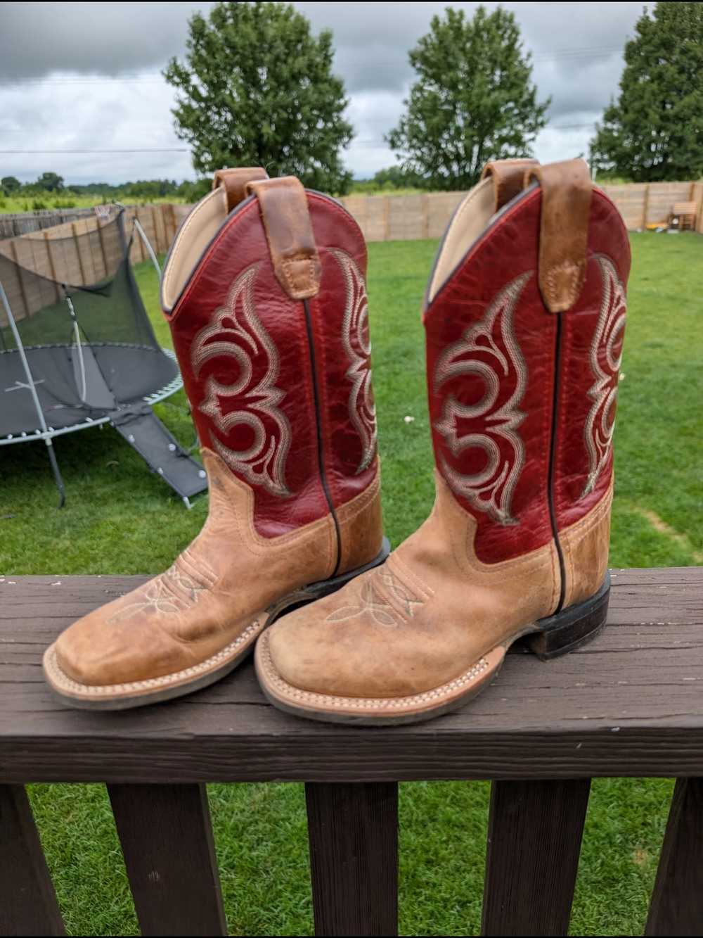 Boys Old West Two-Tone Western Cowboy Boots - Tan & Red - Picture 3 of 5